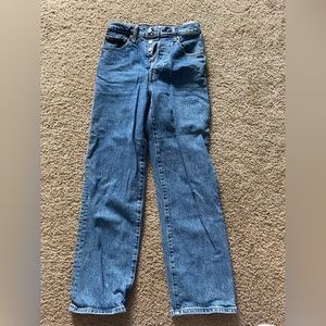 Levi’s Ribcage straight ankle jeans in women’s 24